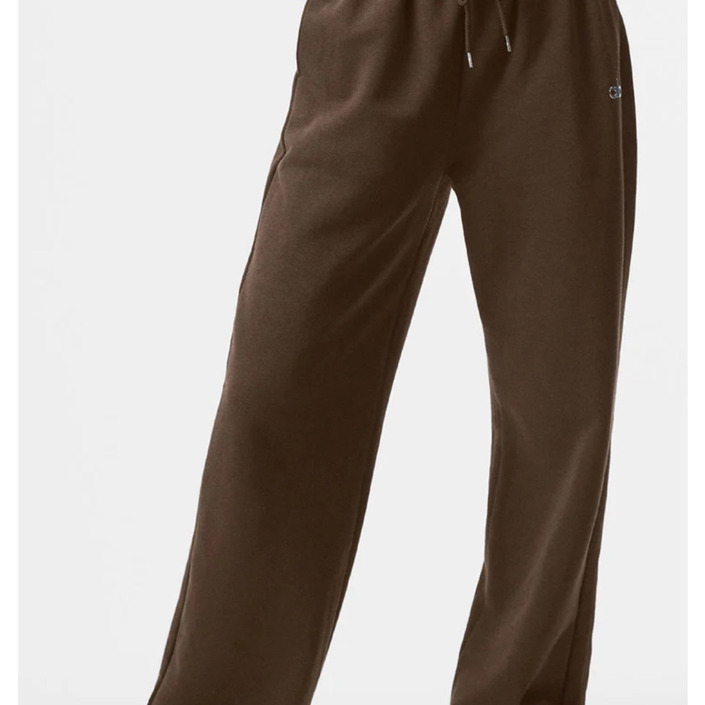 Women's Alo Accolade Brown Hoodie & Sweatpants - Picture 3 of 8